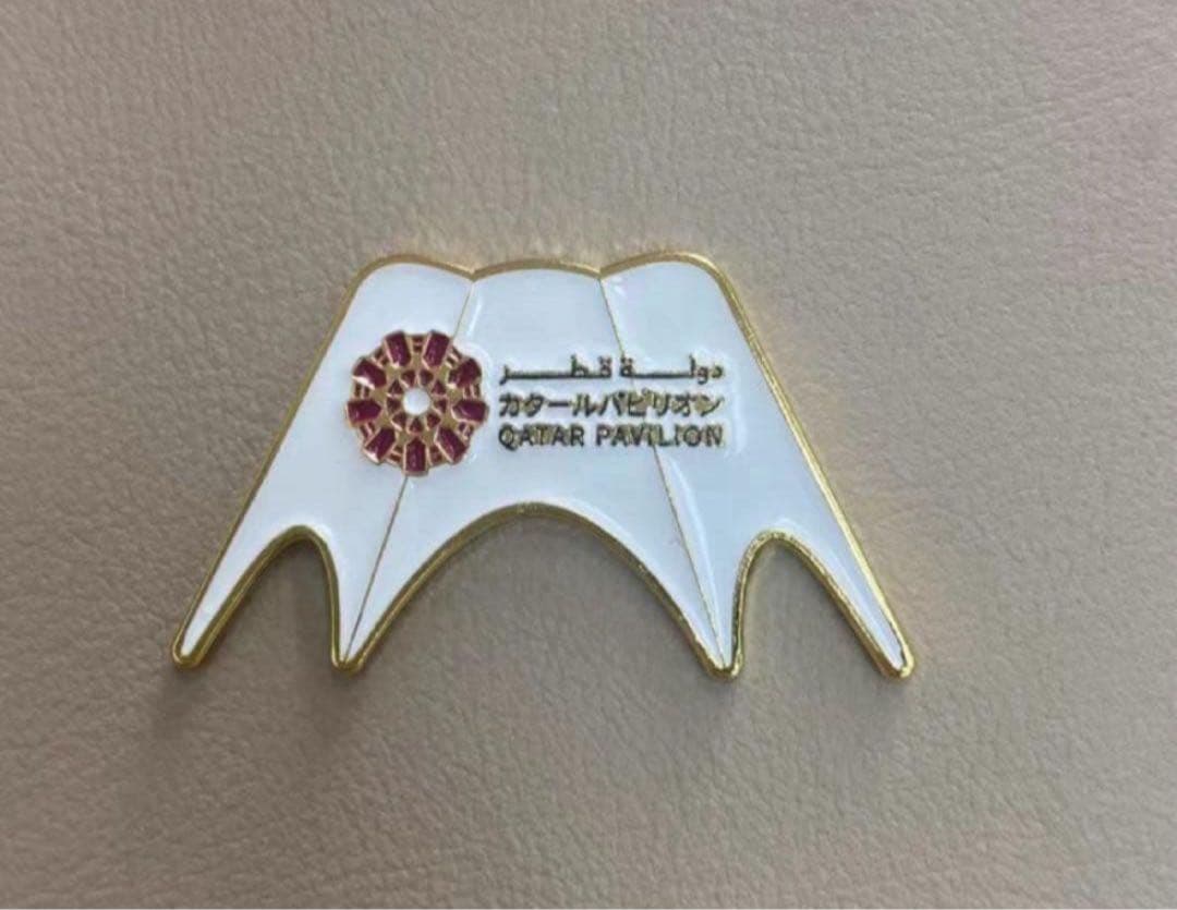 関西万博、expo2025、Pavilion、ピンバッジ、カタール館、レア - メルカリ