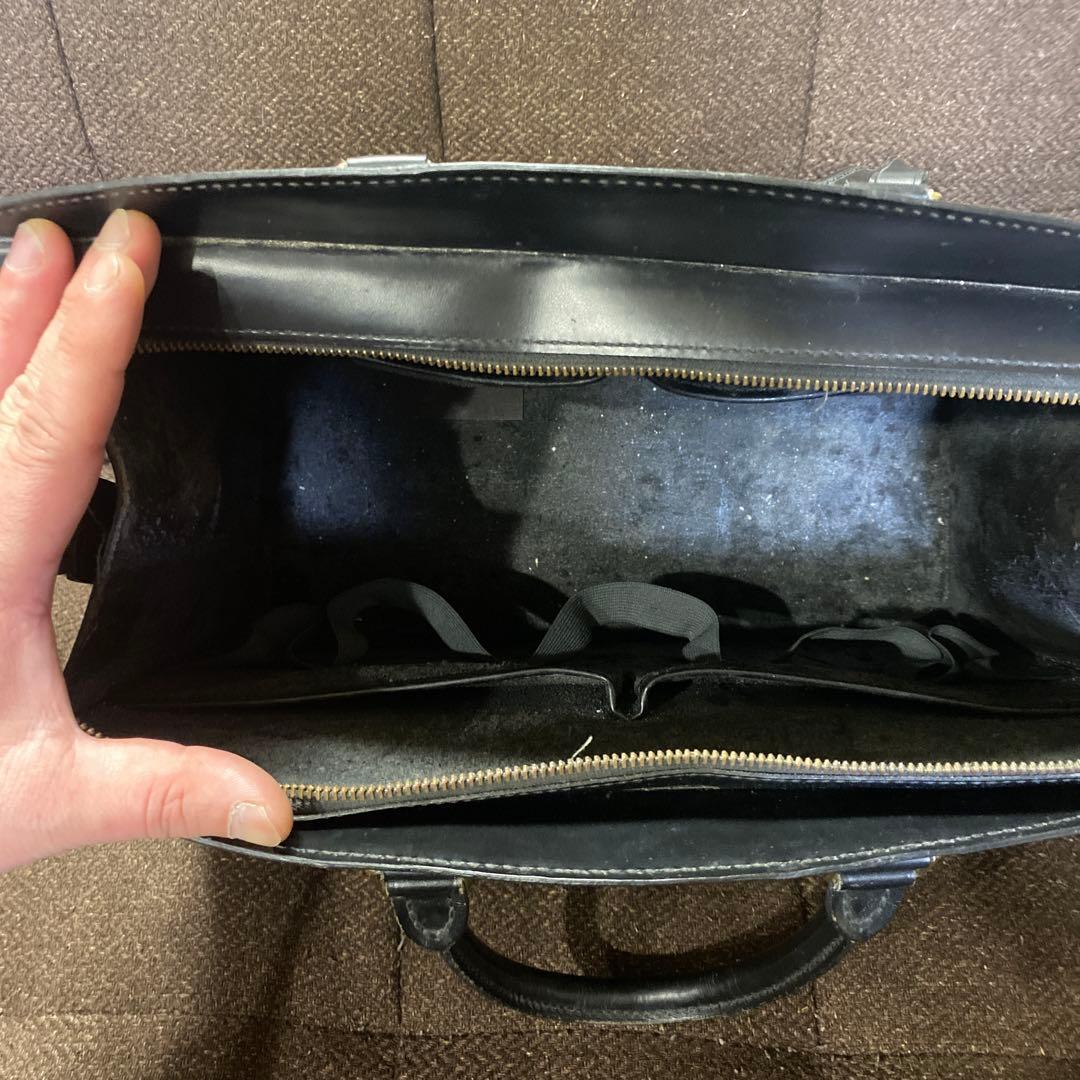 Louis Vuitton ビジネスバッグ ブラック エピレザー - メルカリ