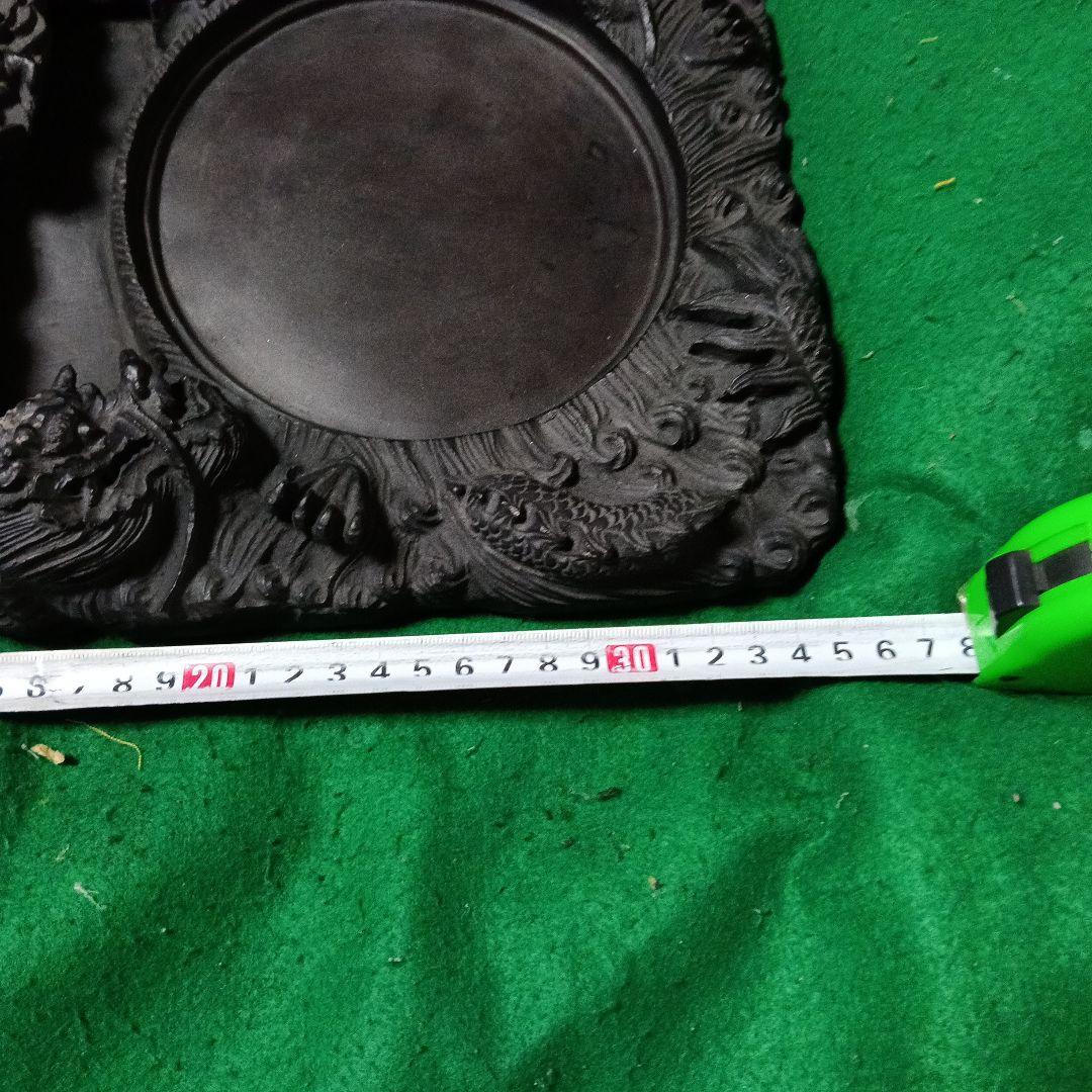 中国端渓宋坑？の天然石硯、迫力ある素晴らしい龍の彫刻、裏面に由来？