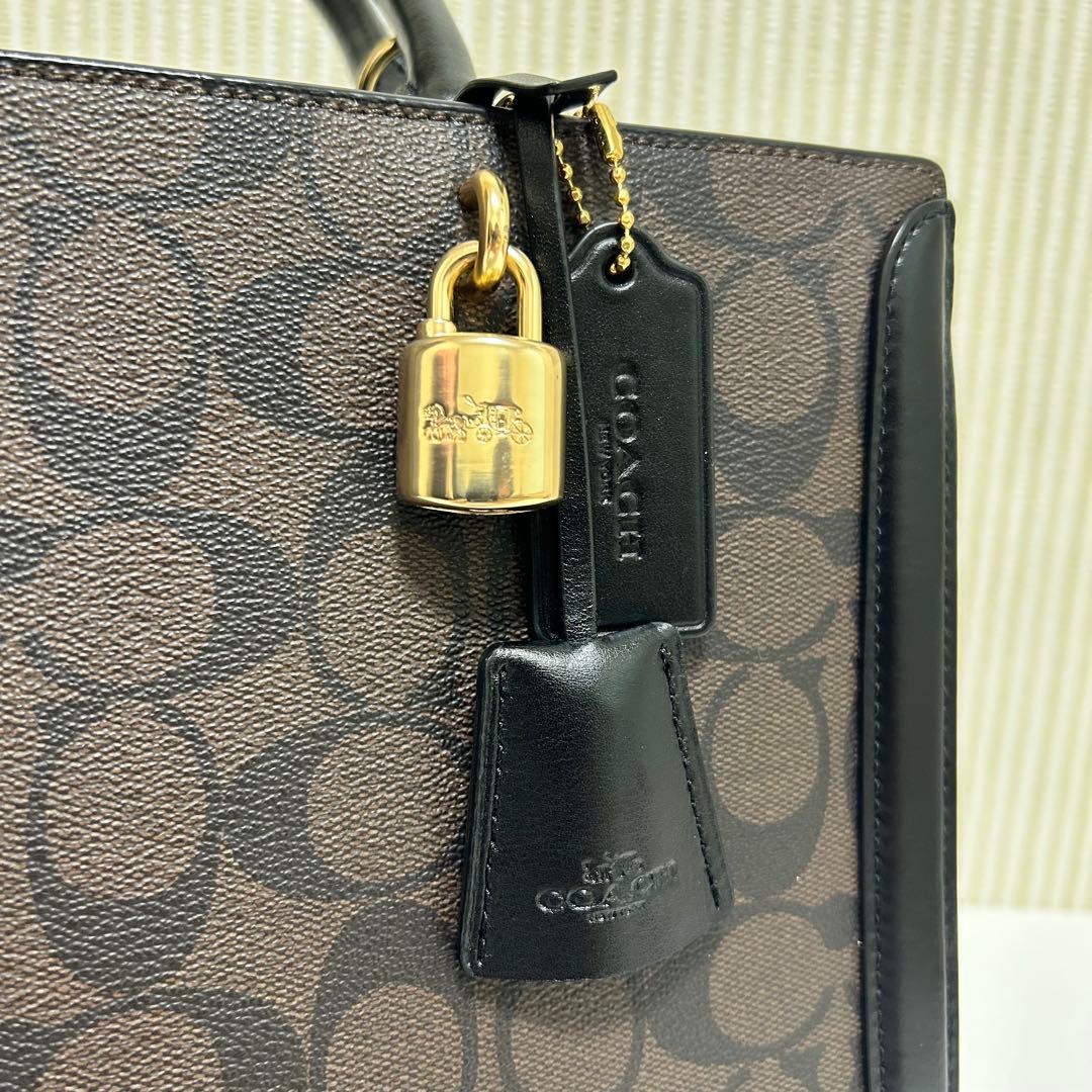 COACH シグネチャー 2WAY ハンドバッグ