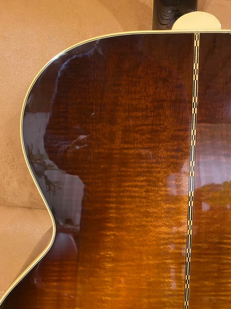 世界に36本だけのGIBSON J200 KOA MONTANA SPECIAL - メルカリ
