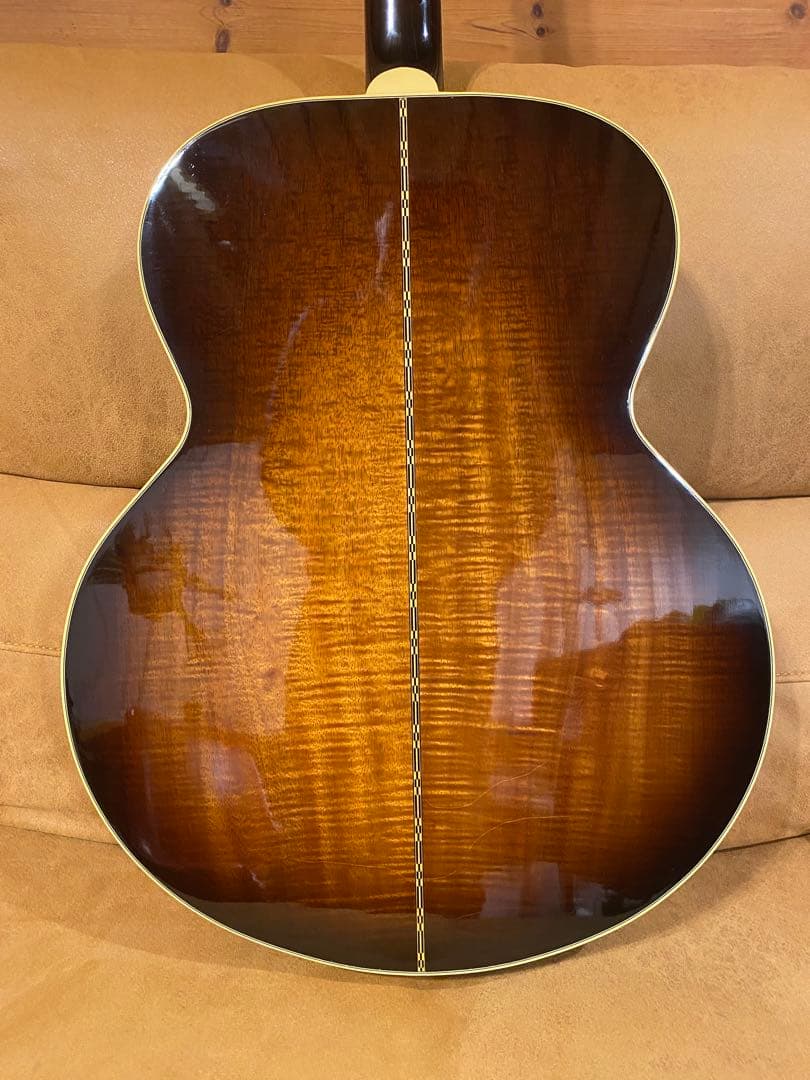 世界に36本だけのGIBSON J200 KOA MONTANA SPECIAL - メルカリ