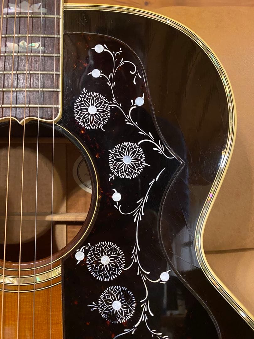 世界に36本だけのGIBSON J200 KOA MONTANA SPECIAL - メルカリ