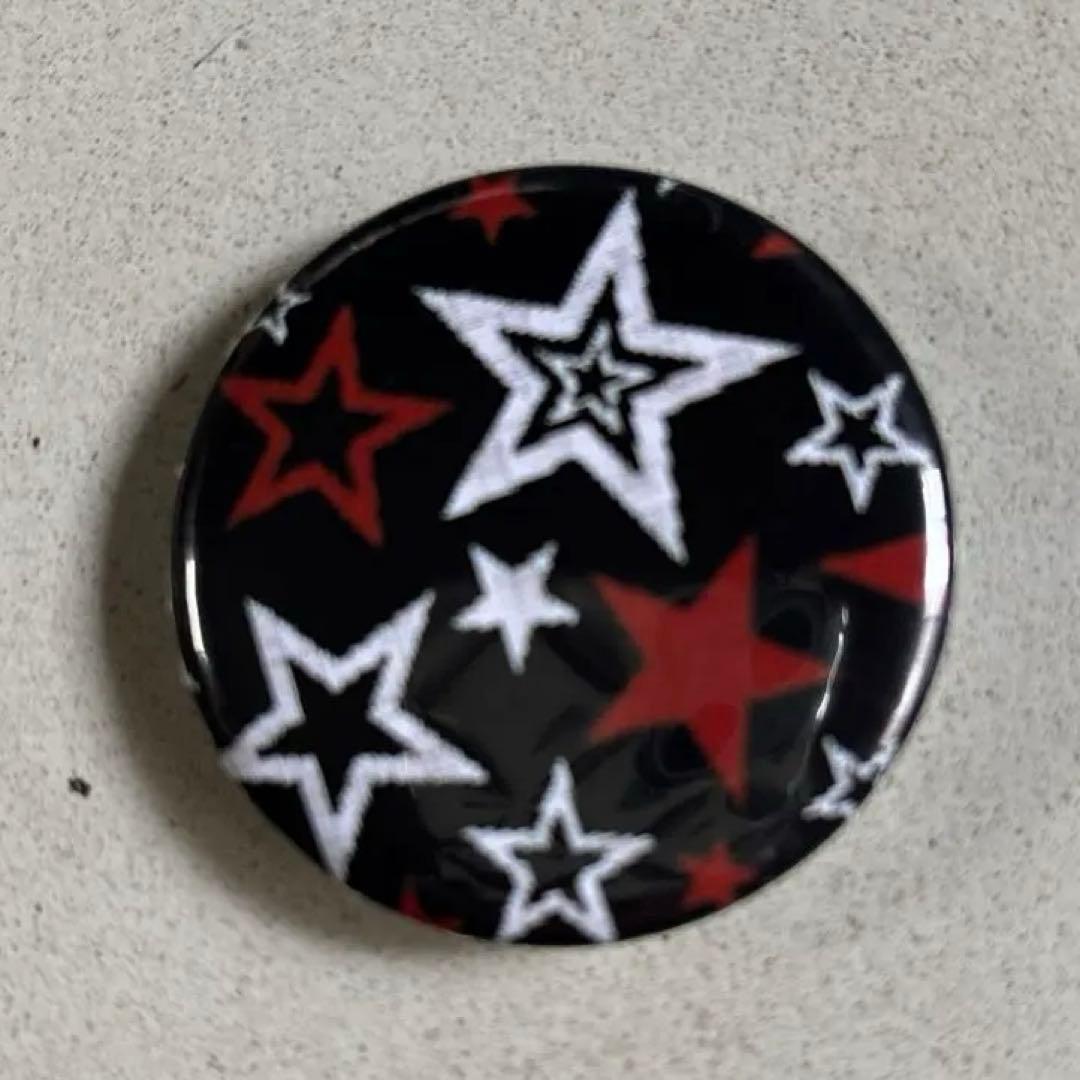 星柄ピンバッジ - メルカリ