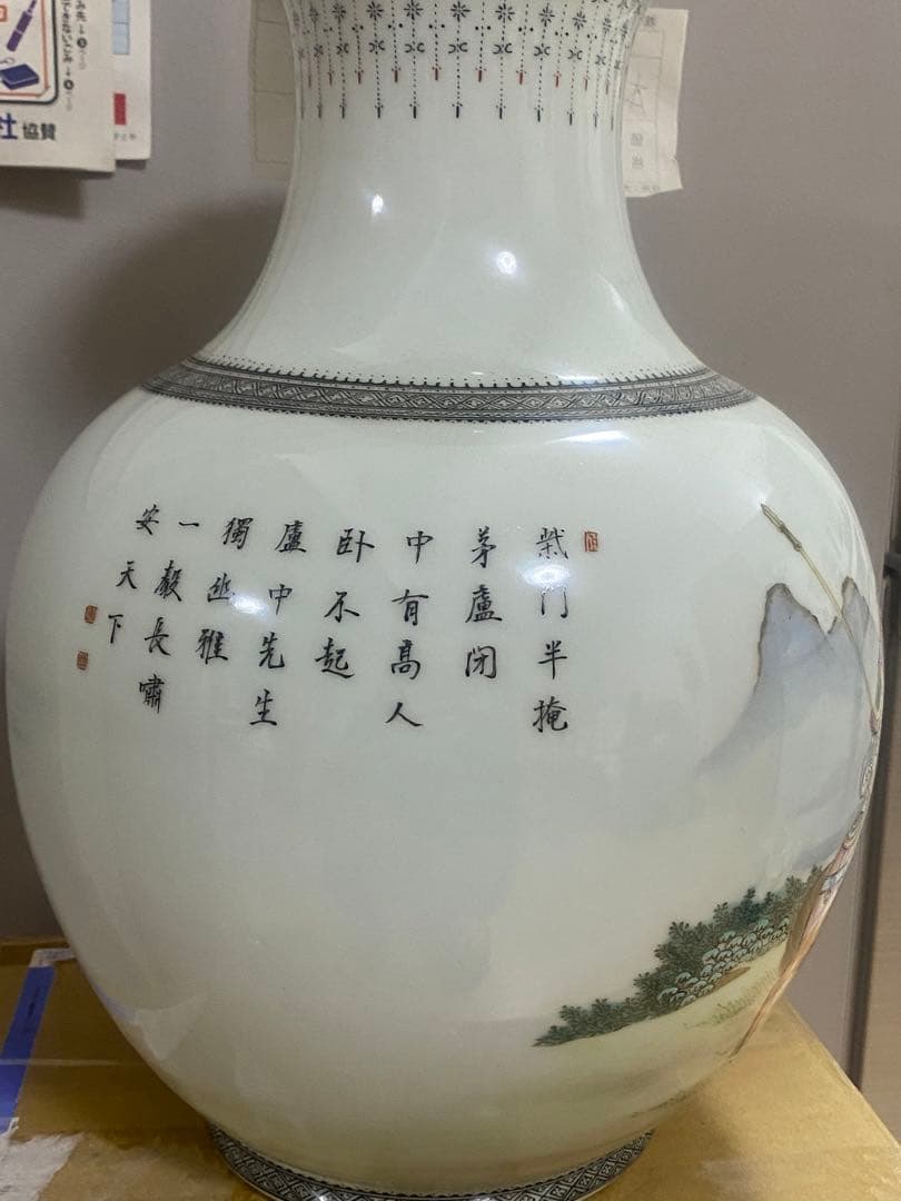 中国　景徳鎮製　雅玩珍蔵　三國誌---三顧の礼花瓶