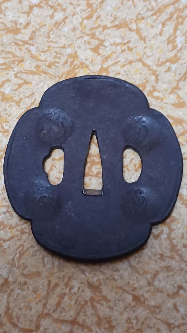 時代物 天法鍔 鉄地 木瓜形 文字打込図 鉄鍔 刀装具