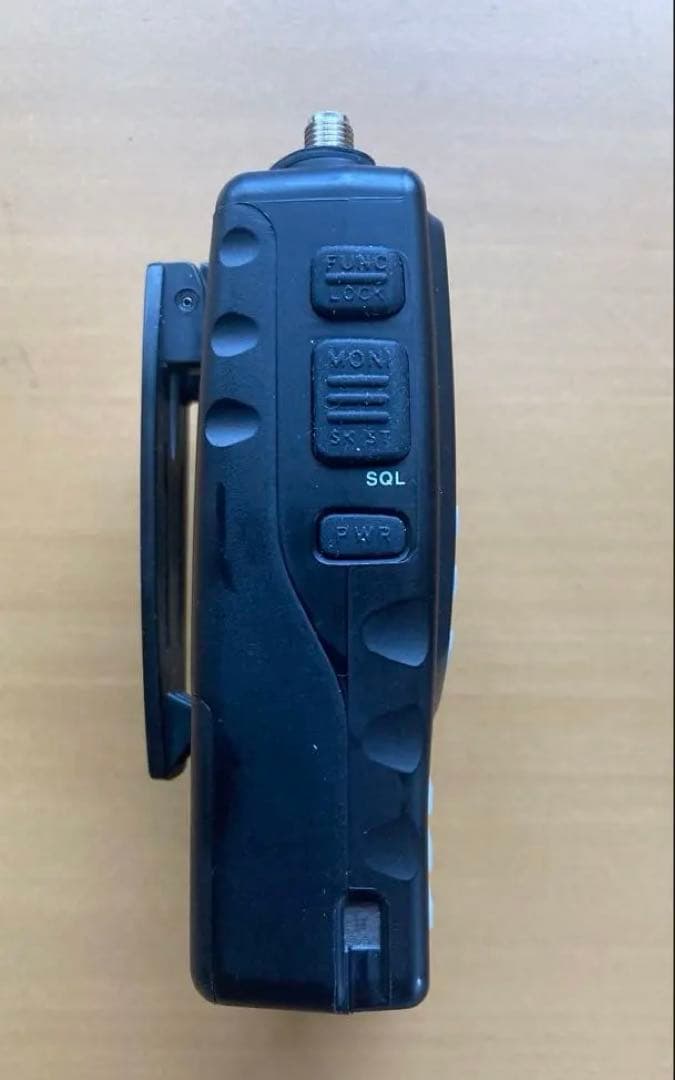 アルインコ DJ-X8 シガーDC/DCコンバーター EDH-33 付属