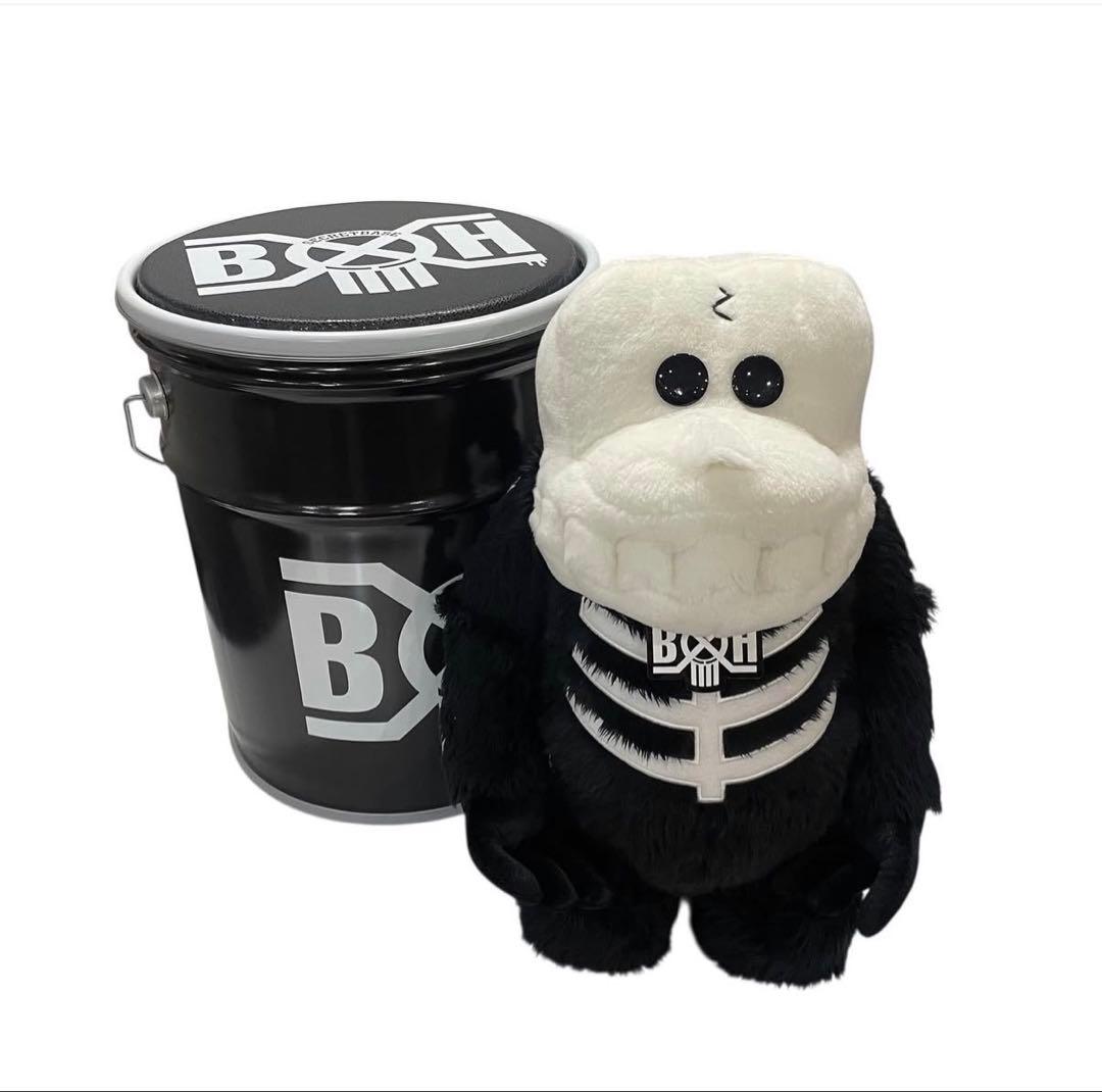 ぬいぐるみ BOUNTY HUNTER SKULL-KUN PLUSH DOLL BOUNTY HUNTER x SECRETBASE Skull-Kun Plush Doll – BOUNTY HUNTER TOKYO