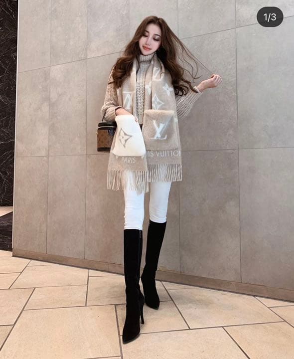 LOUISVUITTONルイヴィトンエシャルプコールドレイキャビックマフラー ルイヴィトン LOUIS VUITTON エシャルプ コールド レイキャビック