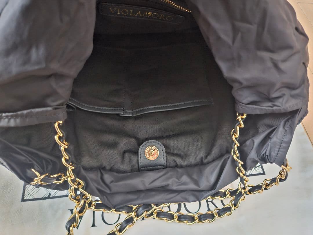 VIOLA d'ORO キルティングショルダーバッグ