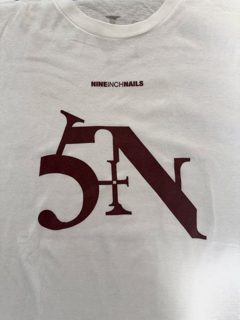 NINE INCH NAILS Tシャツ アクセルローズ