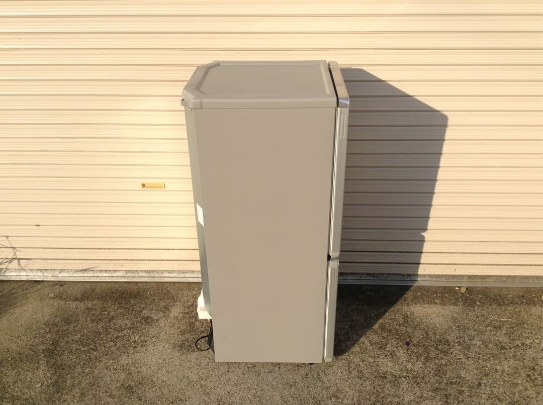 ユーイング 2ドア冷蔵庫 VR-J110H 110L 2016年製 一人暮らし