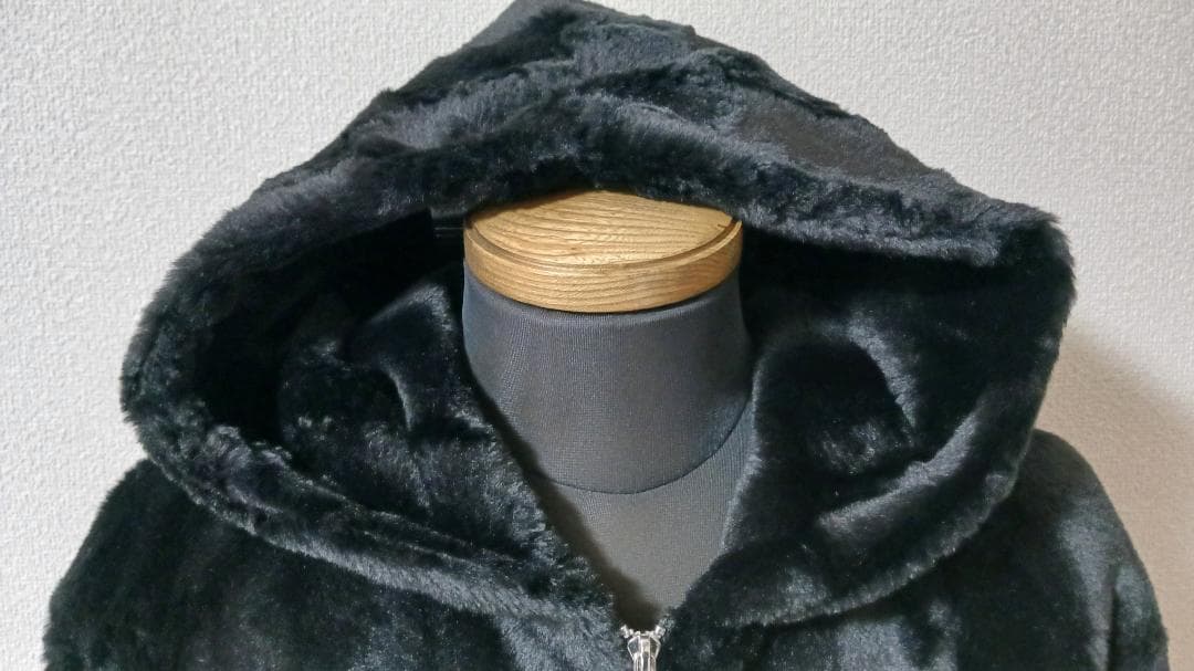 イタリア製 ミンク ＆ カシミヤ混 パカーフード付き 毛皮 防寒 日本サイズLL