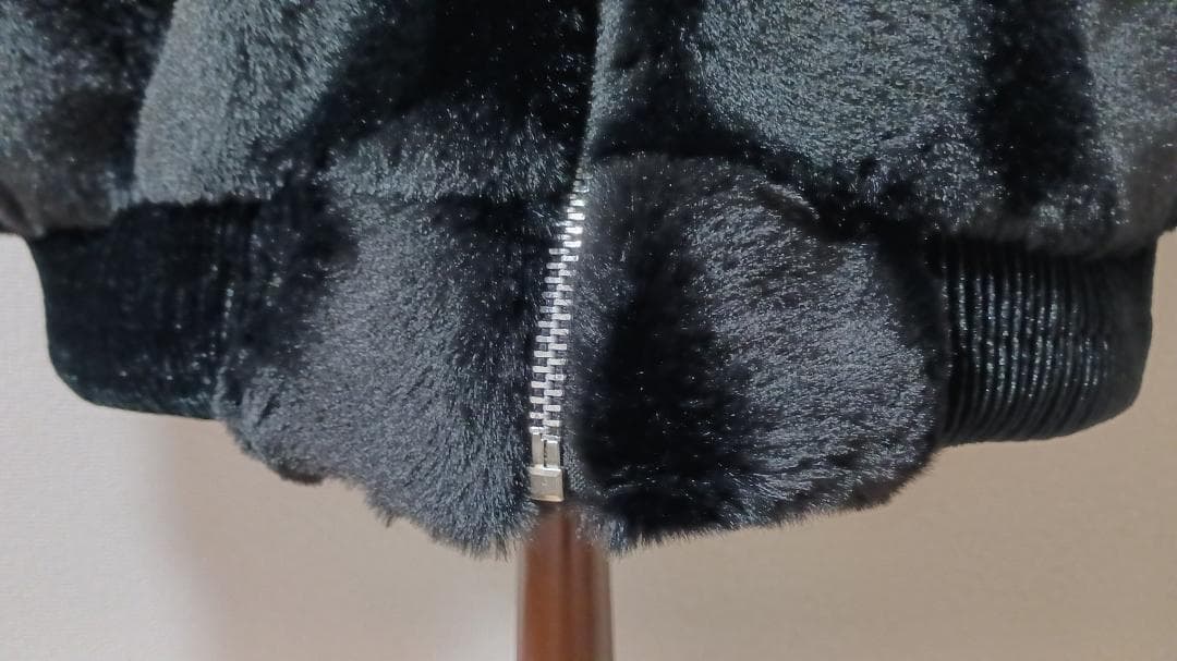 イタリア製 ミンク ＆ カシミヤ混 パカーフード付き 毛皮 防寒 日本サイズLL