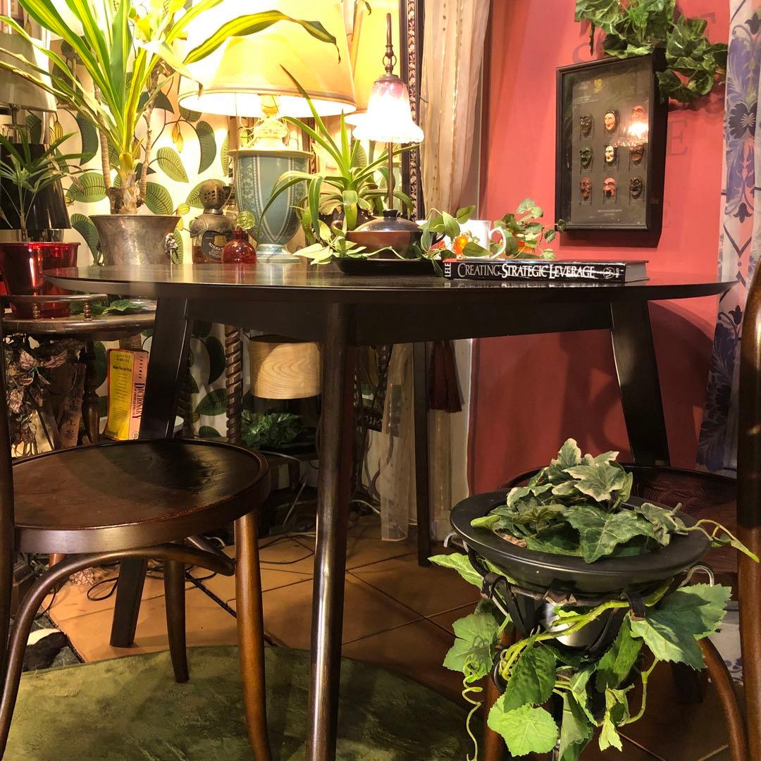 北欧スタイル　OAK オークテーパードレッグテーブル　丸テーブル