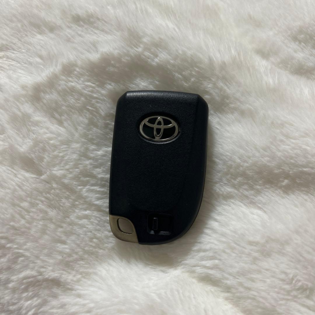 トヨタ　ハイエース　007-AF0105 スマートキー　200系　211