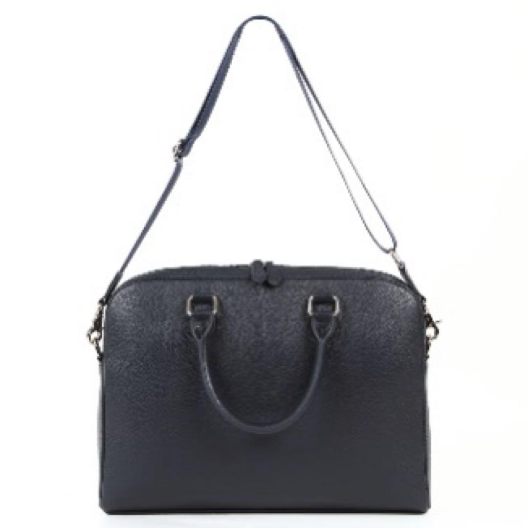 ヤマ ブラックレザービジネスバッグ