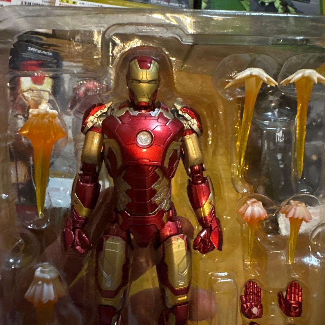 s.h.figuarts アベンジャーズ　エイジ•オブ•ウルトロン　7点セット