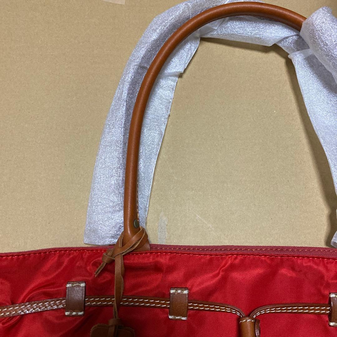 フェリージ　ナイロンハンドバッグ