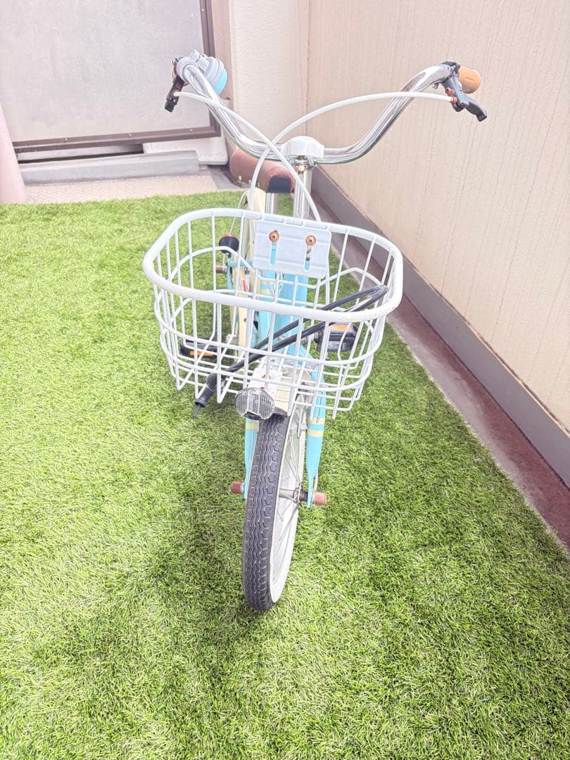 子供用自転車 水色 前面バスケット付き