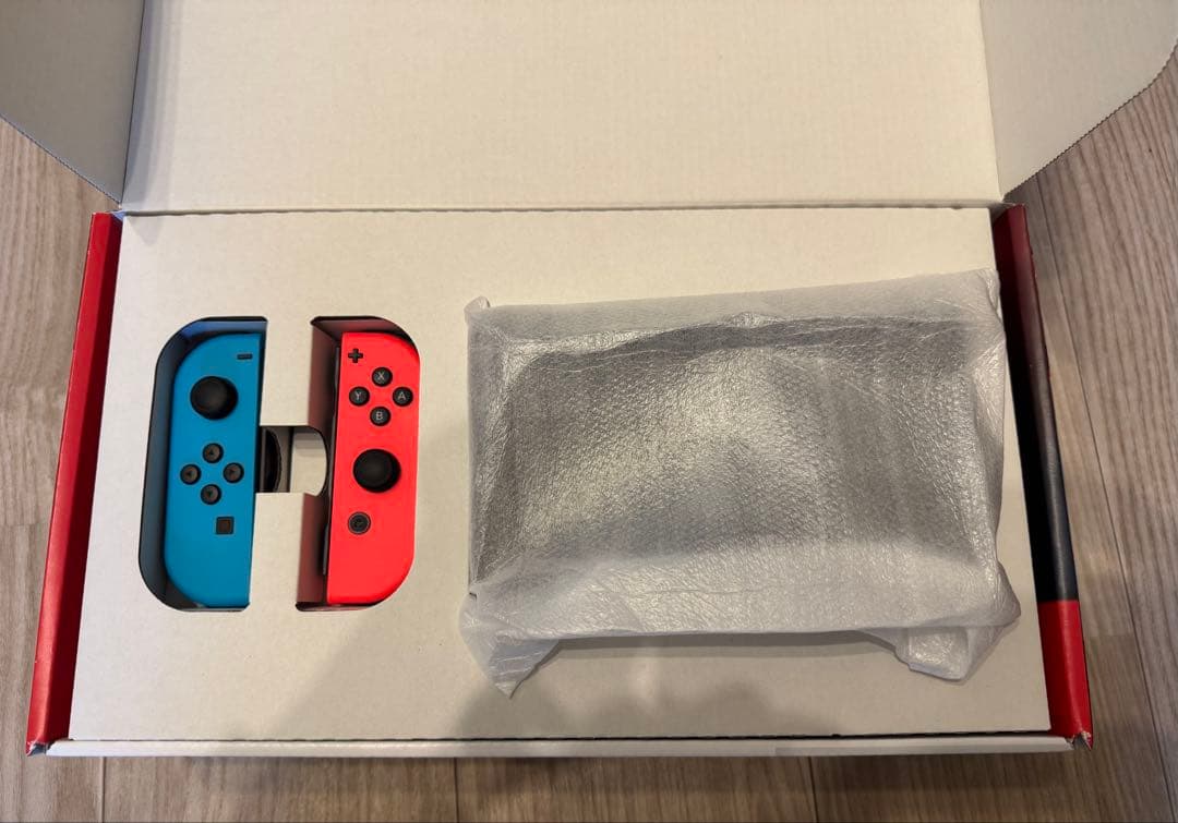 Nintendo Switch ネオンレッド/ブルー 本体 (付属品込み)