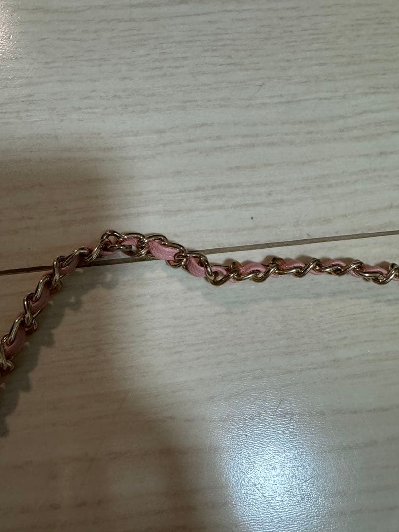 CHANEL ピンクレザー ショルダーバッグ