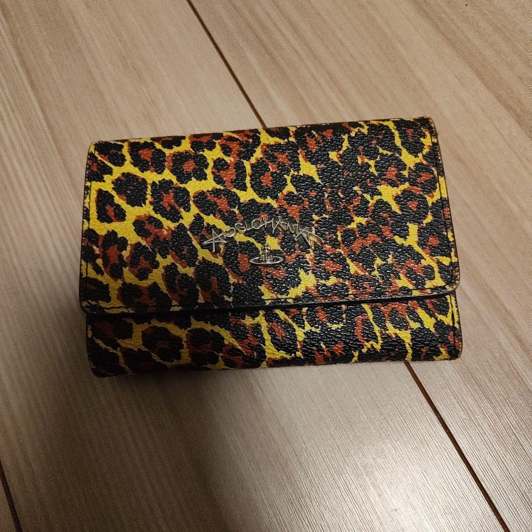 vivienne westwood anglomania 二つ折り財布 - メルカリ