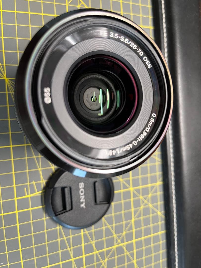 Sony SEL2870 28-70mm F3.5-5.6 ズームレンズ