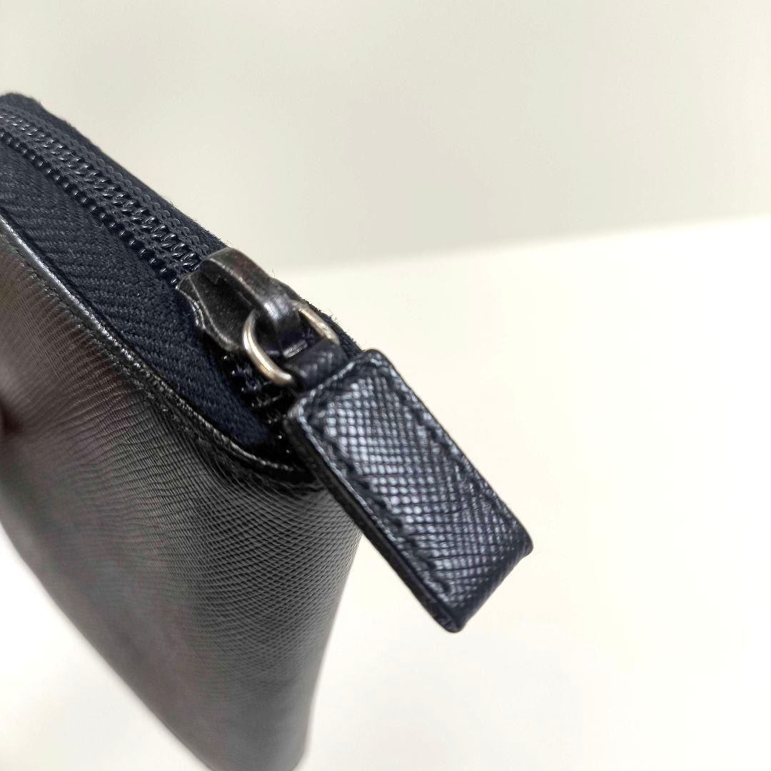 美品 プラダ ジッピー ケース パース 三角 黒 ブラック
