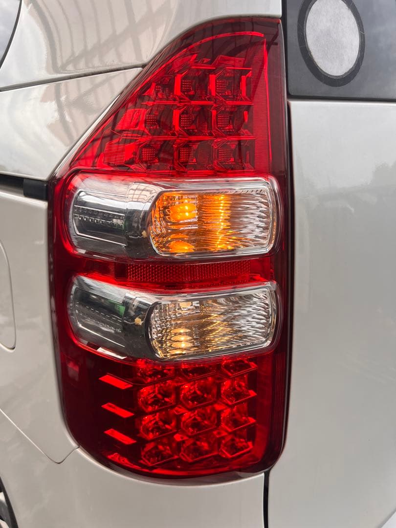 トヨタ純正☆ノア ZRR70 テールランプセット アー1☆ 純正 ZRR70 75