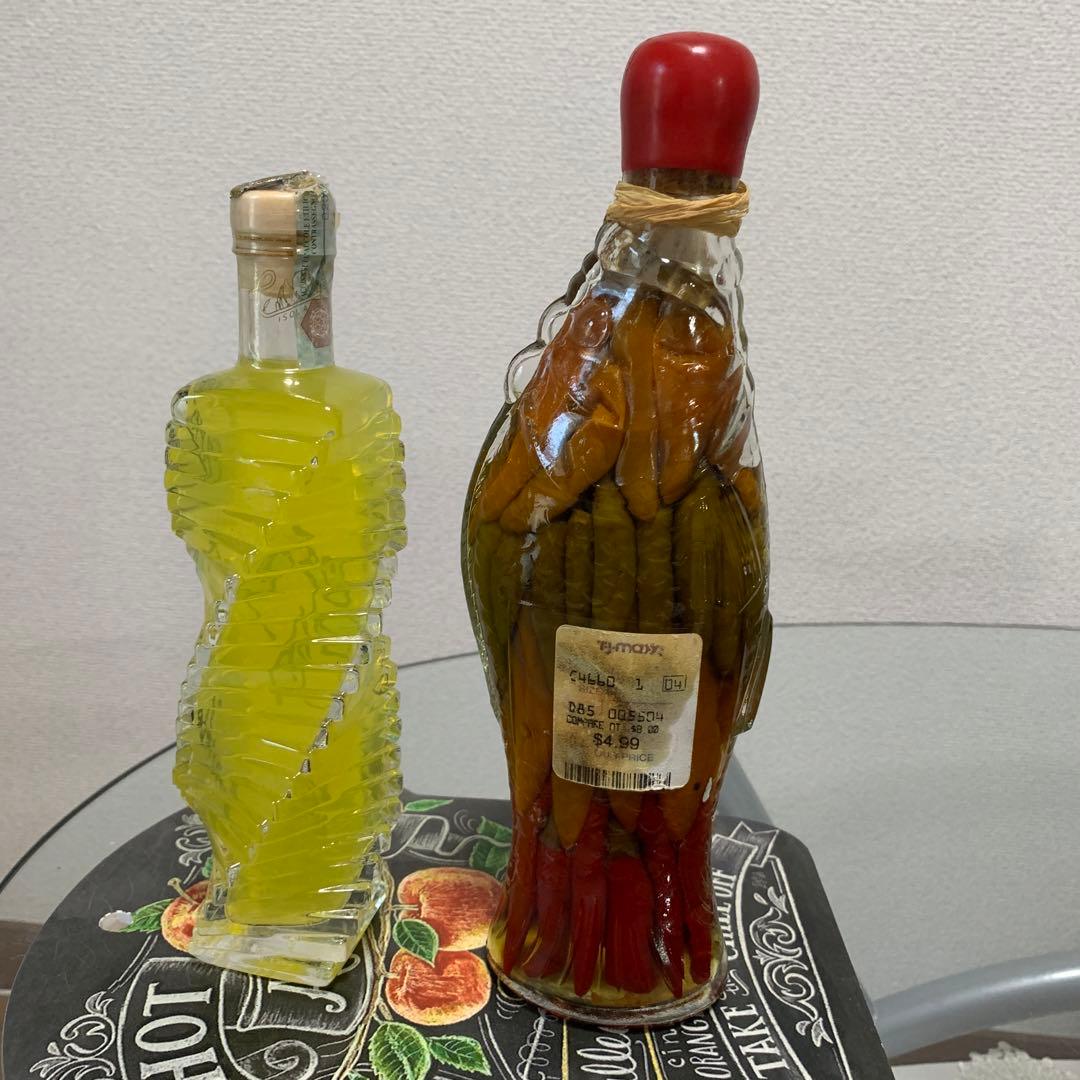 ガラスコレクション チェリー ビネガー瓶など2点