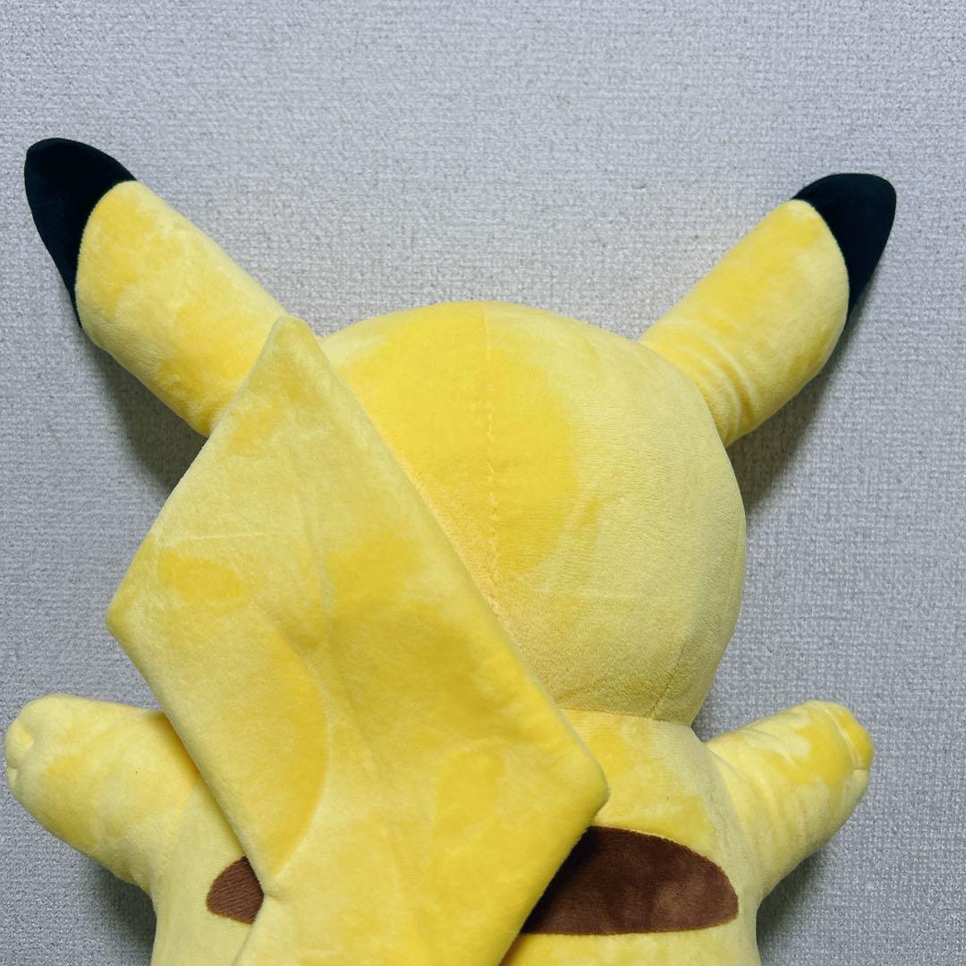 【匿名配送】新品タグ付2016 等身大ピカチュウ ぬいぐるみ ポケモンセンター
