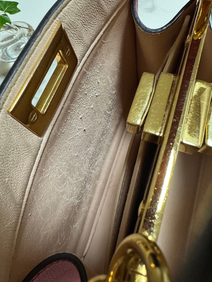 ク*ー様 FENDI⭐︎ピーカブー⭐︎フューシャピンク