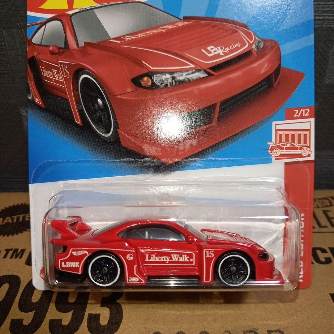 ホットウィールリバティーウォークLBWKシルビアS15レッドエディション
