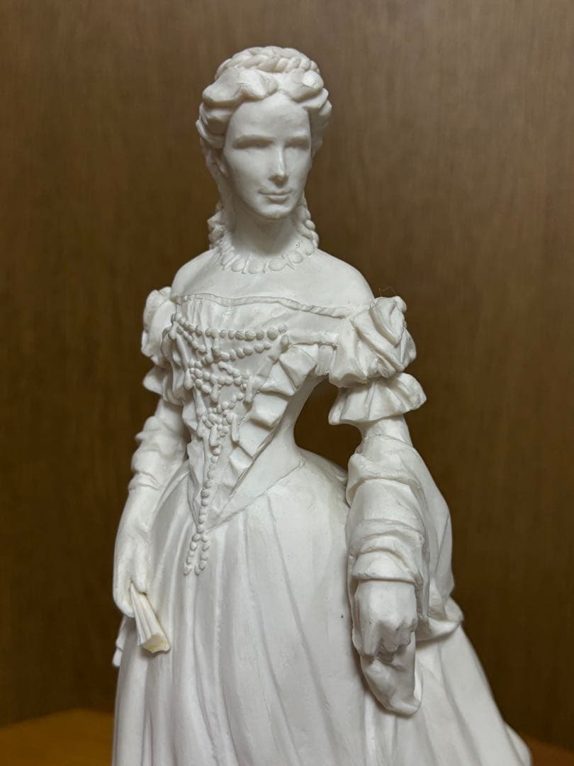 皇妃エリザベートの像 ジャンク