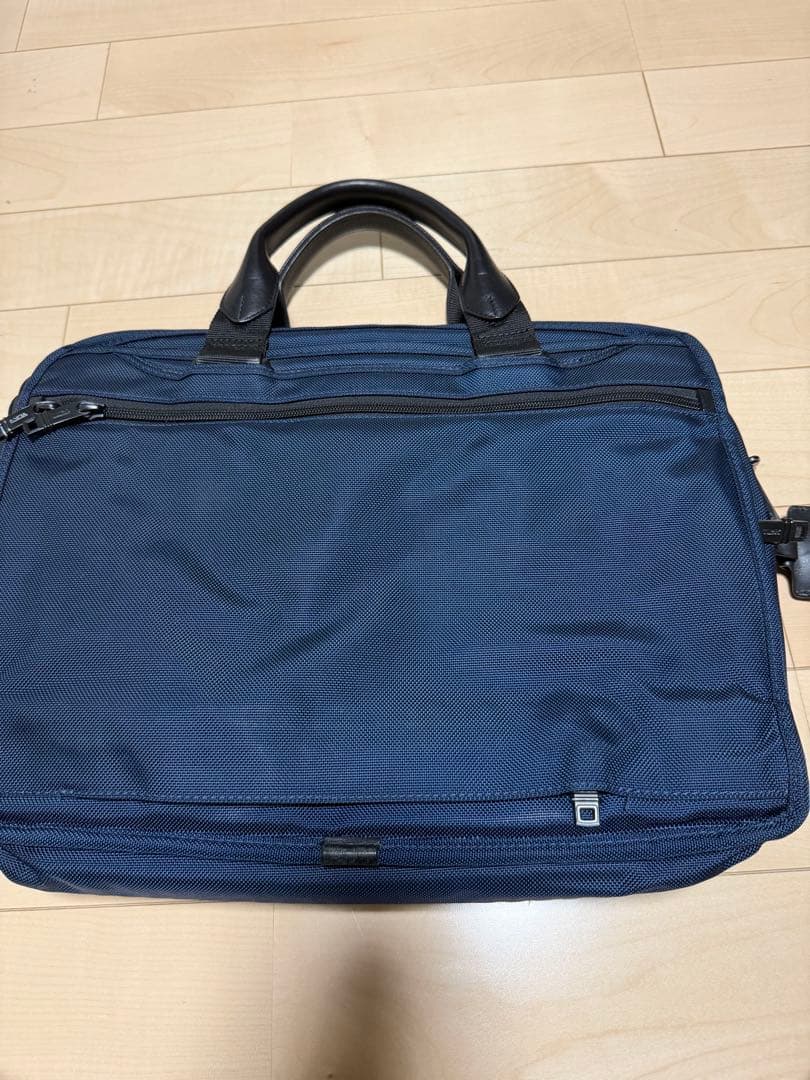 【美品】TUMI shipsコラボ　ネイビー バック