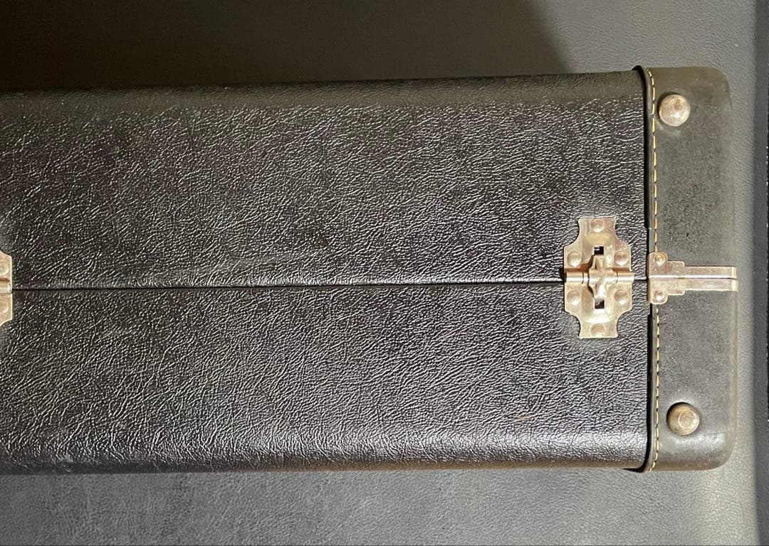 KING トロンボーンケース　ハードケース　黒　テナートロンボーン用