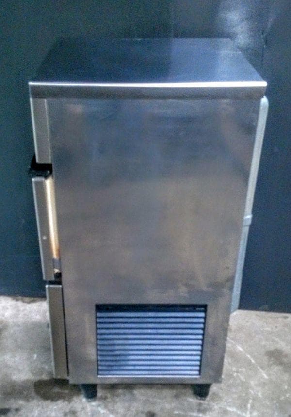 ホシザキ 全自動製氷機　IM-25L-1　製氷能力25Kg/日　整備済 中古