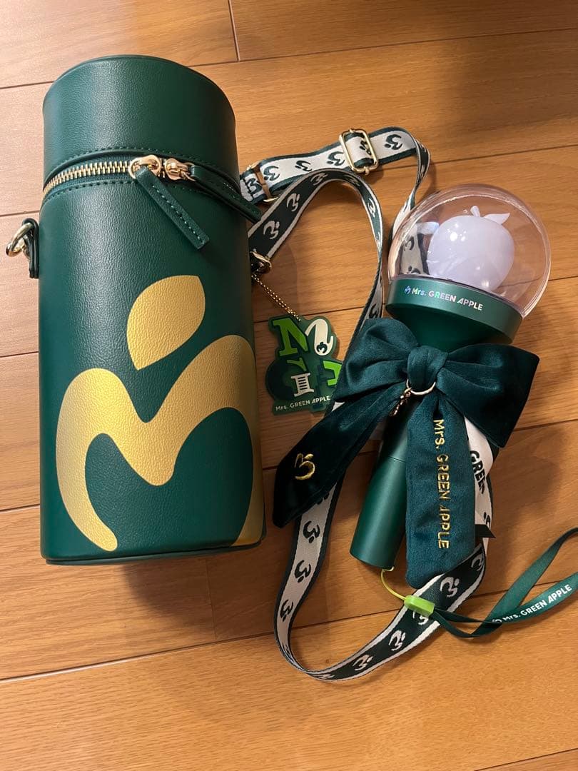 Mrs. GREEN APPLE ペンライト ケース&リボン セット