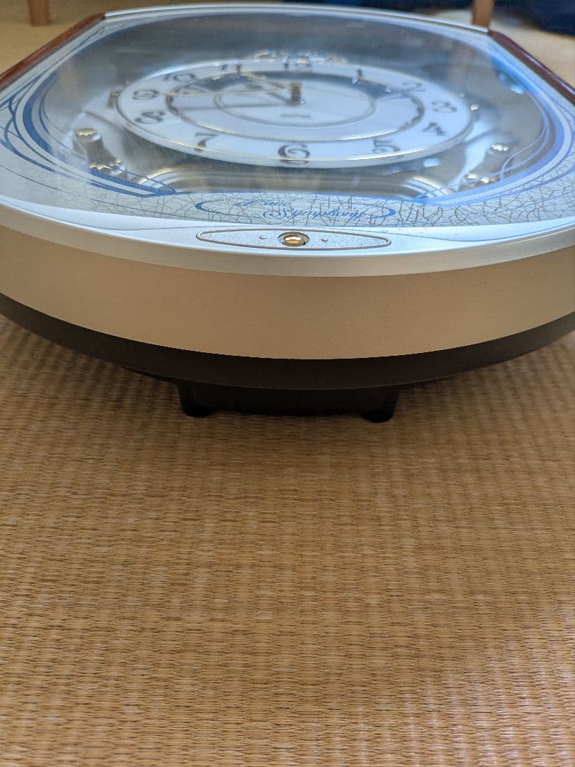 【美品】SEIKO 電波掛時計 クリスタル装飾