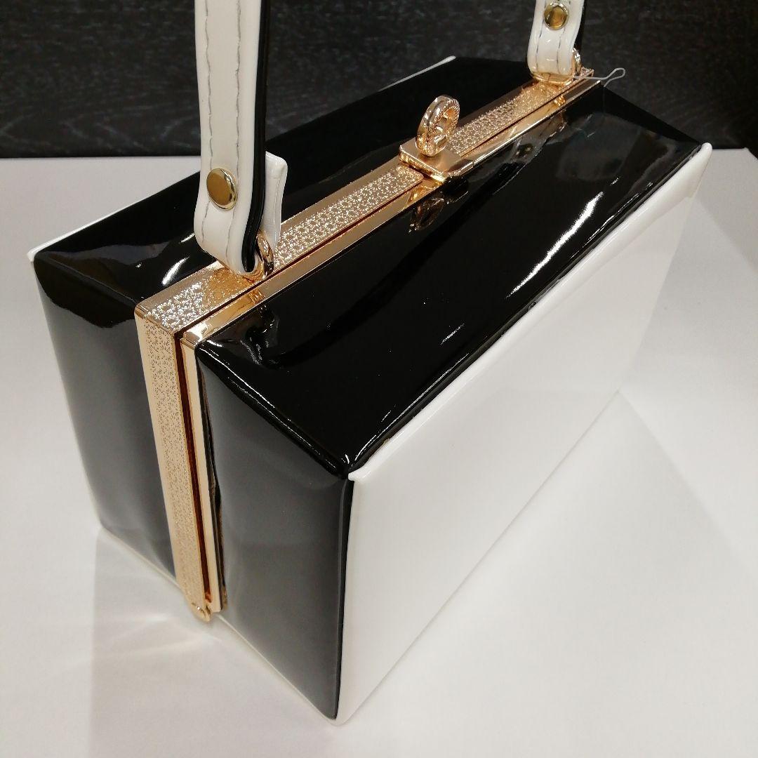 新品未使用☆　振袖用成人式 卒業式 　草履バッグセット　白黒　フリーサイズ45