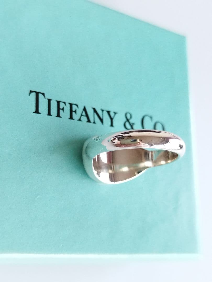TIFFANY & Co. リターン トゥ オーバル リング 約8.5号