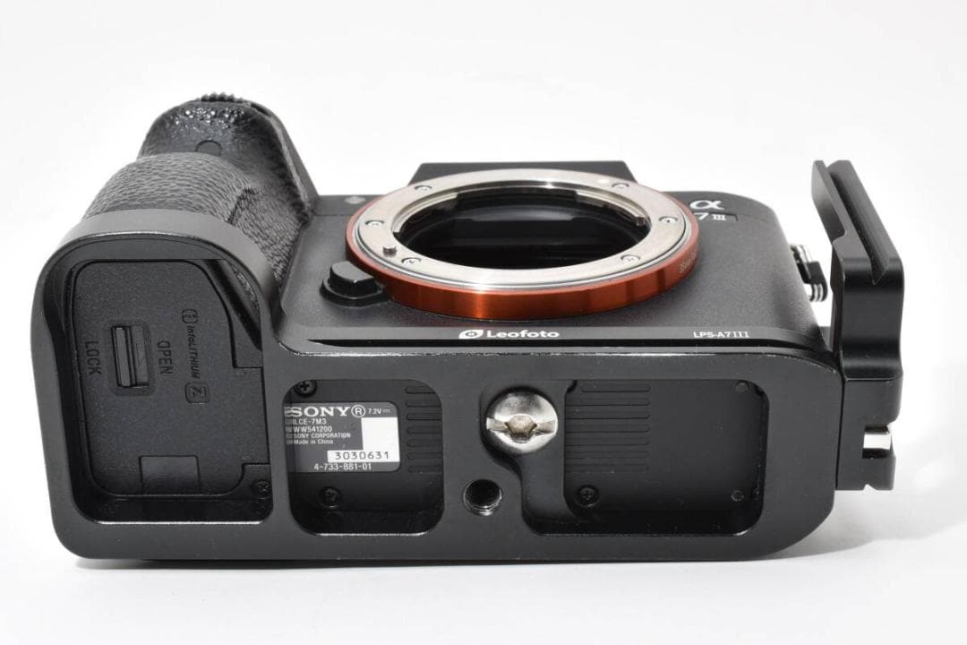 ショット数: 59310回 SONY α7III + Leofoto #1052 - メルカリ