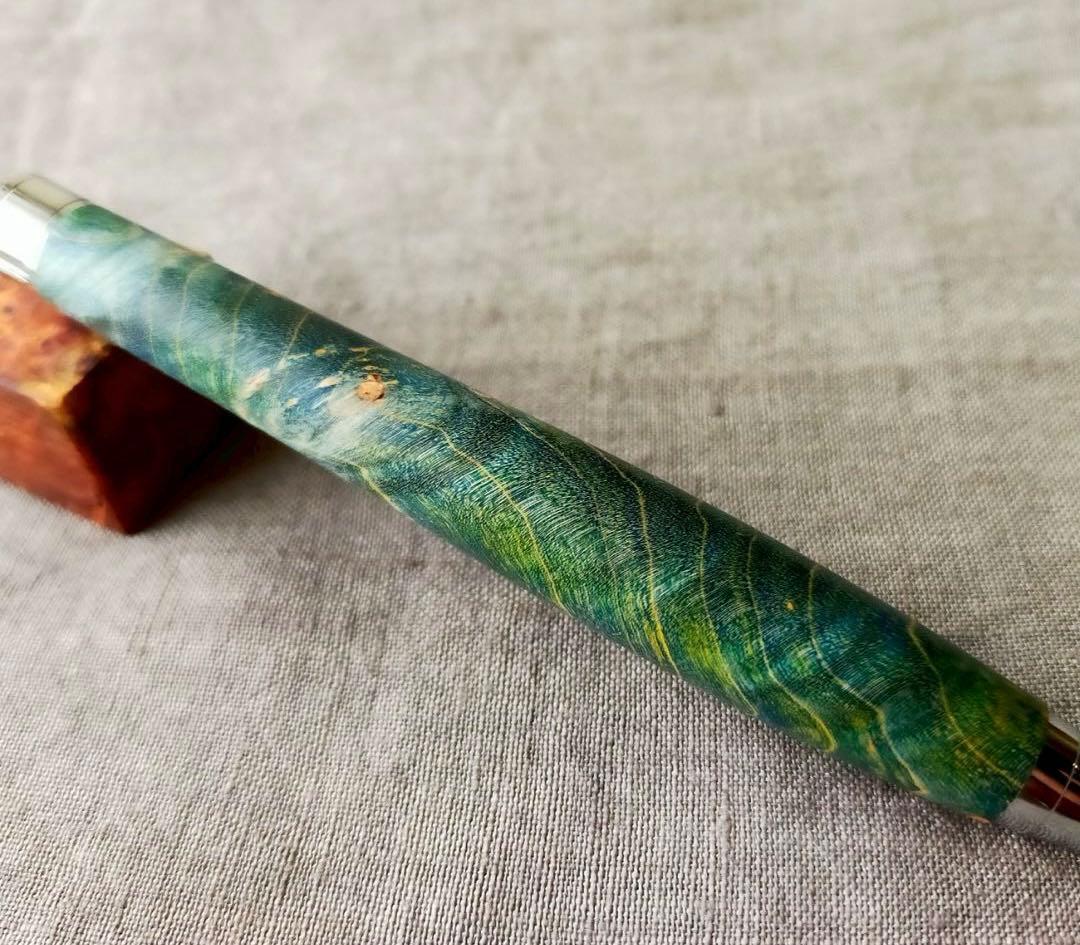 【秘境】　ハンドメイド　木軸シャープぺン　スタビライズドウッド　0.5mm