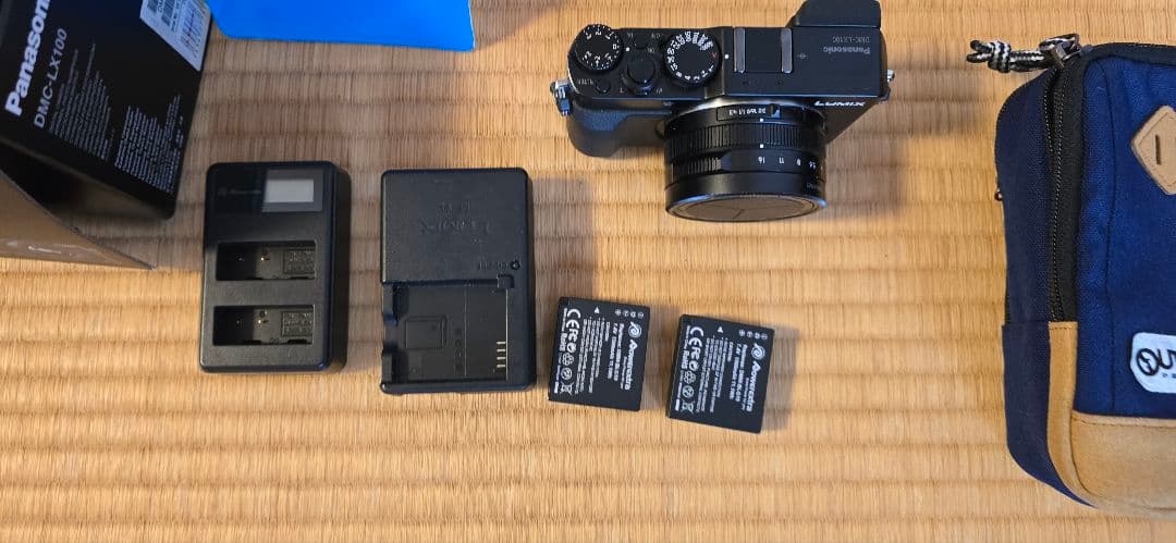 Panasonic LX100 ブラック｜バッテリー2個・充電器2個・ケース付 カメラ
