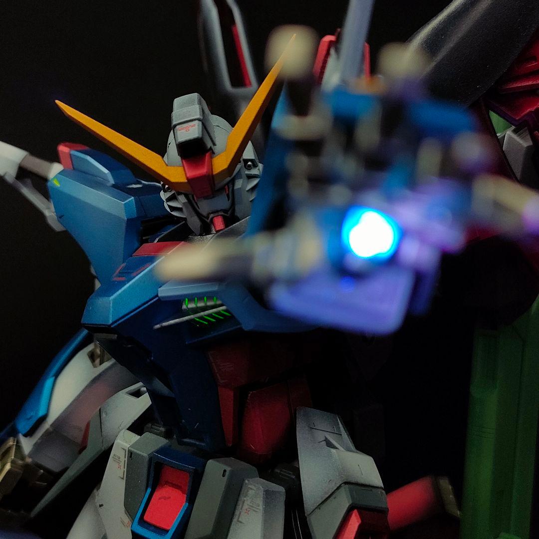 ガンダムSEED DESTINY　デスティニーガンダム　ガンプラMG 塗装完成品