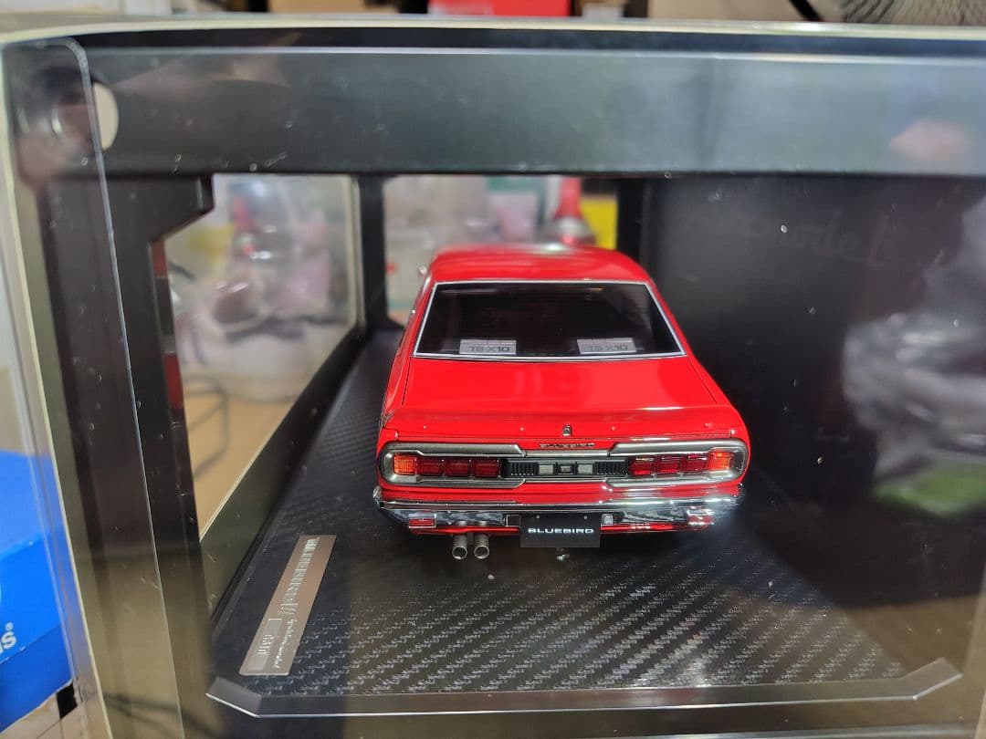 ミニカー IG3168 1/18 Bluebird U 2000GTX (G610)red