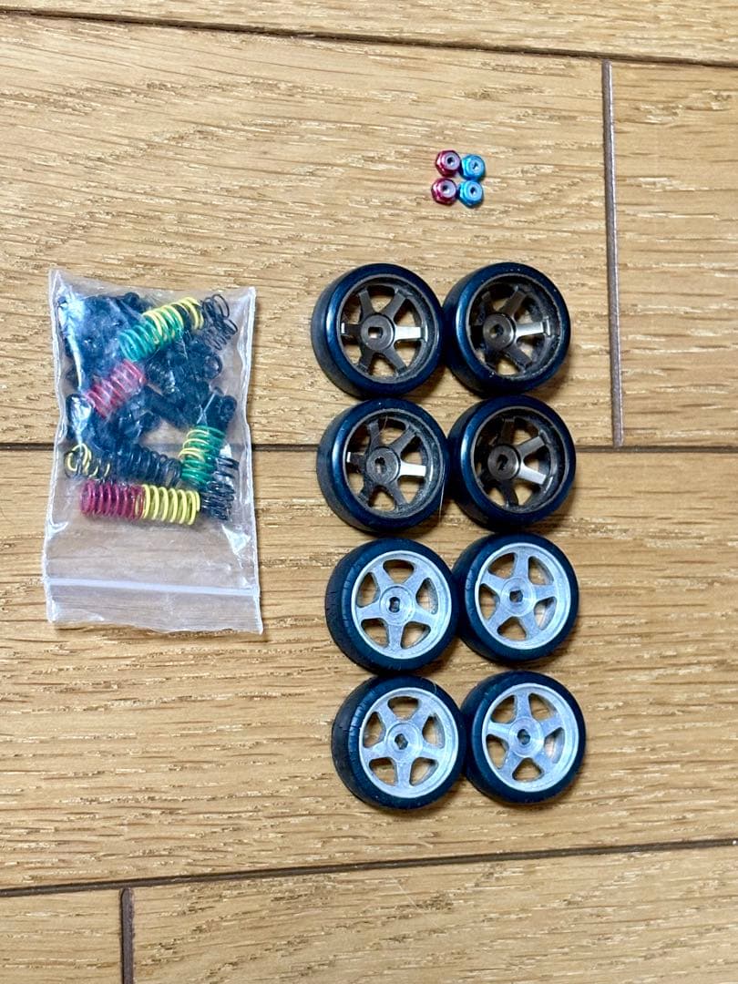 京商 ミニッツ AWD MA-010 R32ボディ