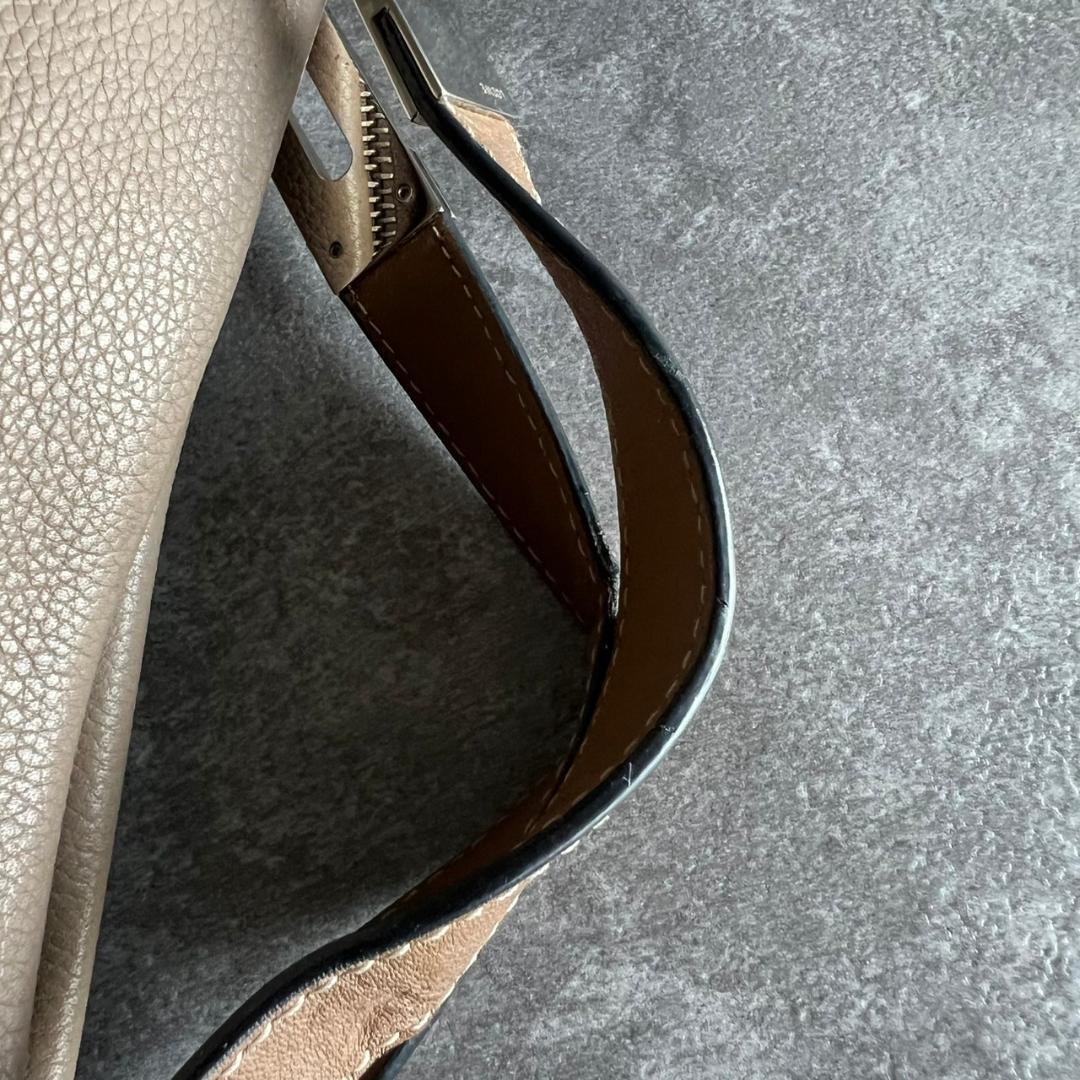 ⭐️ロエベ⭐️ 2WAY レザー クラッチバッグ ベージュ メタルバー