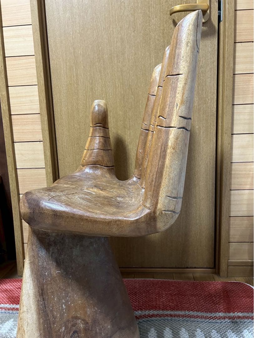 アウトレット ユニークな手形木製椅子 Hand shaped chair - Etsy 日本